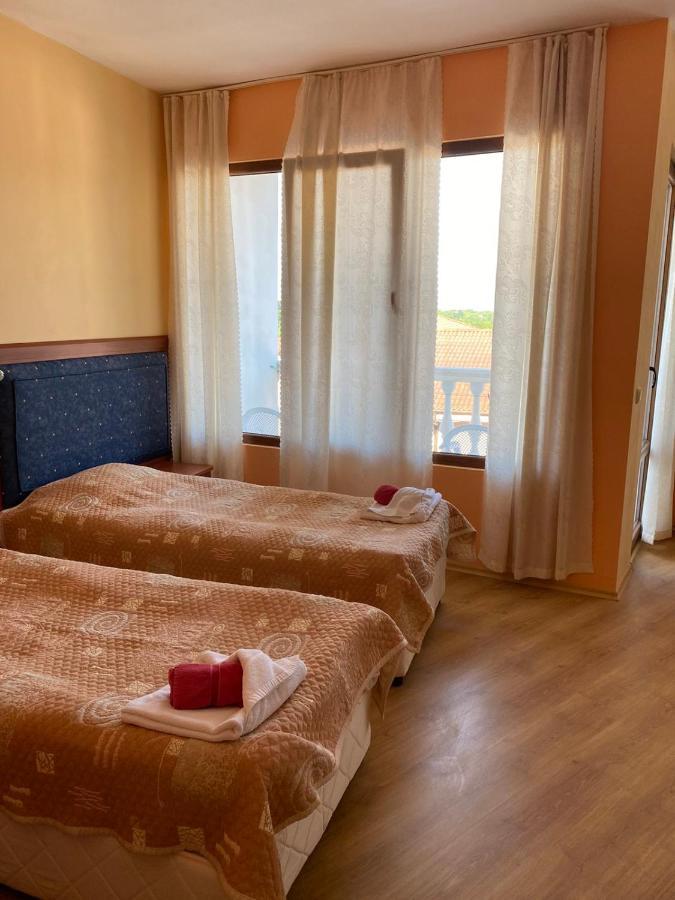 Pancho Family Hotel Кранево Екстер'єр фото