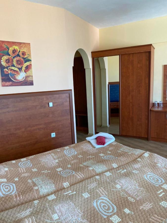 Pancho Family Hotel Кранево Екстер'єр фото