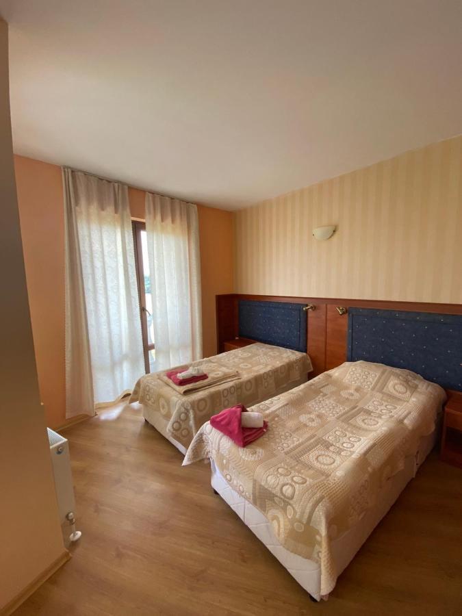 Pancho Family Hotel Кранево Екстер'єр фото